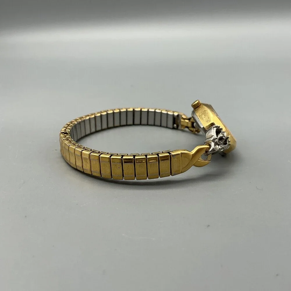 Vtg Armitron Diamond Womens Watch 18mm Champagne Dial Gold Tone New Battery